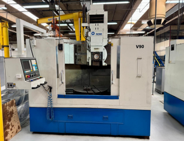 TORNO VERTICAL CNC - ROMI - V90 - COMANDO MACH9 - PLACA HIDRÁULICA 920 MM - COM NR12