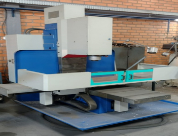 Foto: FRESADORA CNC PETRUS - MODELO 50100R - ANO 2005