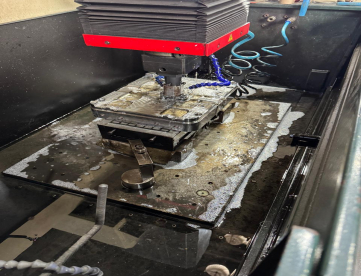 Foto: ELETROEROSÃO PENETRAÇÃO - ELECTROCUT - NOVICK AF3 - ANO 2012