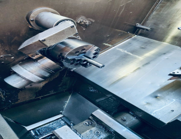 Foto: CENTRO DE TORNEAMENTO - ROMI - G240 - ANO 2007 - COMANDO FANUC - 240 x 400 MM