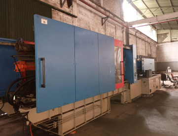 INJETORA DE PLÁSTICO - HAITIAN - 550 TONS - ANO 2015 - INJEÇÃO 2450KGS - SEMINOVA