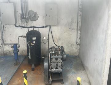 Foto: SOPRADORA PET SEMI-AUTOMÁTICA - IMC-800 - ANO 2010 (LINHA DE PRODUÇÃO COMPLETA)