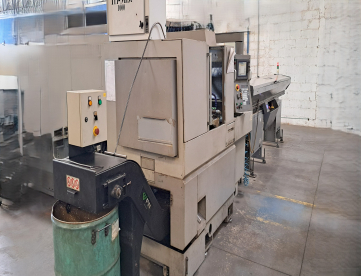 TORNO CNC DE CABEÇOTE MÓVEL - CITIZEN - A32 VII PL - ANO 2008 - COM ALIMENTADOR DE BARRAS