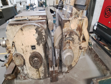 Foto: RETÍFICA CENTERLESS - MICROMAX - ESTARTA 310B - REBOLO 250 x 150 x 140 MM