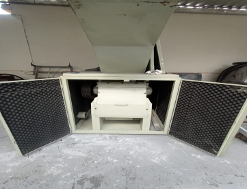 Foto: MOINHO - PRIMOTÉCNICA CARENADO 30HP BOCA 500MM