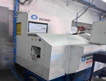 Foto: TORNO CNC - ROMI - CENTUR 30D - 430 x 1000 - ANO 2007 - COMANDO SIEMENS