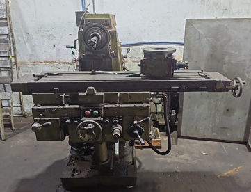 FRESADORA UNIVERSAL - ROMI - U30 - 800 x 300 x 600 MM