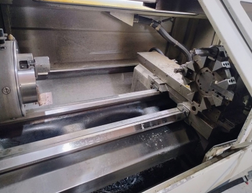 Foto: TORNO CNC - ROMI - CENTUR 30D - 430 x 1000 - ANO 2008 - COMANDO SIEMENS