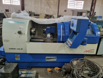 TORNO CNC NARDINI - LOGIC 195II - 1000 X 440MM - ANO 2012