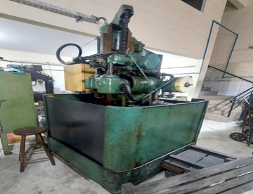 Foto: GERADORA DE ENGRENAGENS VERTICAL  THE LEES-BRADNER CO -  ANO 1950 -FAZ ATÉ MÓDULO 4