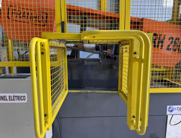 Foto: SERRA DE FITA - FRANHO FRH-260 - ANO 2007 - NR12