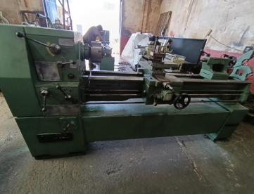 TORNO ROMI OFICINA 420 - 420MM X 1500MM