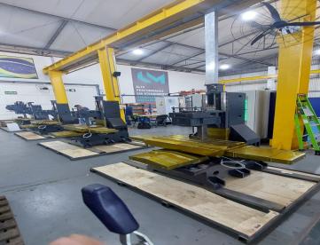 Foto: Estrutura mecânica fresadora CNC