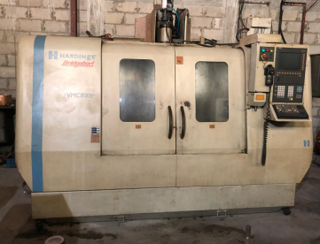 Foto: CENTRO DE USINAGEM VERTICAL - HARDINGE - VMC - 800P3 - ANO 2006 - COM 4º EIXO