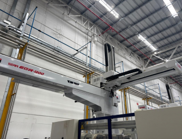 ROBÔ CARTESIANO - STAR SEIKI - EGW-1200 - MÁQUINA ENTRE 400 A 500 T - ANO 2022