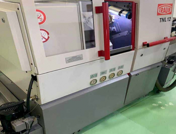 TORNO CNC AUTOMÁTICO DE CABEÇOTE MOVEL TRAUB TNL12/7 -ANO 2009