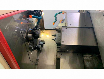 Foto: TORNO CNC AUTOMÁTICO DE CABEÇOTE MÓVEL - TRAUB - TNL12/7 - ANO 1998