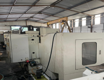 Foto: FRESADORA CNC - TRAVIS - M1000 - ANO 2005 (1.000 x 500 x 570M)