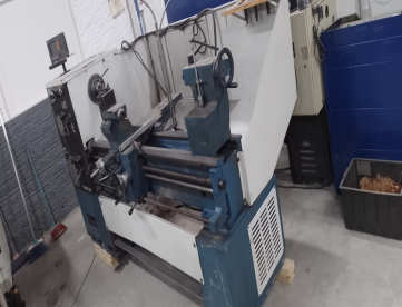 TORNO MECÂNICO - ROMI - TORMAX 30B - ANO 2006 - 660 x 1500 MM