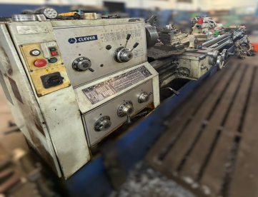 Foto: TORNO CONVENCIONAL - CLEVER - L26200A