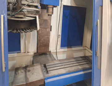 Foto: CENTRO DE USINAGEM VERTICAL- NARDINI - PETRUS 50100R - CURSOS 1100x500x600 - ANO 2004