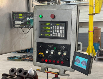 Foto: MANDRILHADORA CONVENCIONAL - TRAVIS - FUSO 110 - 1600 x 200 x 1400 MM