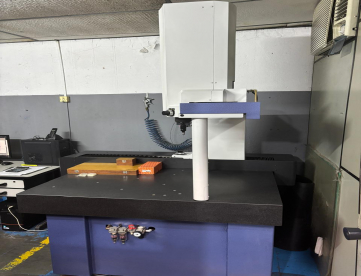 Foto: TRIDIMENSIONAL - MITUTOYO - BR-M574 - 500 x 700 x 400 - ANO 2008