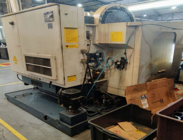 Foto: CENTRO DE USINAGEM VERTICAL - ROMI - D800 - COMANDO FANUC SÉRIES 0i - 800X530X580MM - REFRIGERAÇÃO INTERNA  - ANO 2009