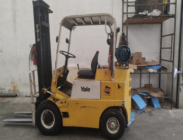 EMPILHADEIRA YALE - ANO 1994 - 2.5 TONELADAS