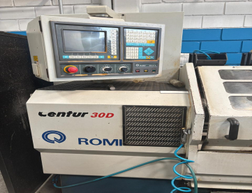 Foto: TORNO CNC - ROMI - CENTUR 30D - 430 x 1000 MM - COMANDO MACH 9 - ANO 2002