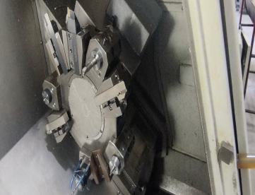 Foto: CENTRO DE TORNEAMENTO - ROMI - GALAXY 10 - ANO 2001 - COMANDO FANUC