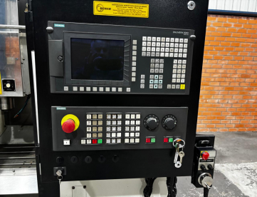 Foto: CENTRO DE USINAGEM  - VEKER - MV-760 ECO - ANO 2014 - COMANDO SIEMENS