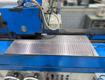 Foto: RETÍFICA PLANA - FERDIMAT - TA-104 - ANO 2002 - 1000 x 400 x 500 MM