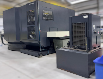 Foto: CENTRO DE USINAGEM 05 EIXOS - DMG - DMU 85 - ANO 2012 - 935 x 850 x 650 MM - COMANDO HEINDENHAIN