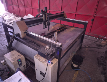 MÁQUINA DE CORTE A PLASMA CNC COM CORTADOR DE TUBOS – ÁREA 1500 x 1500 mm
