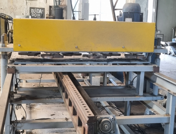 Foto: FRESADORA DE PLACAS PLÁSTICAS E MADEIRA - 3000MM X 1500MM