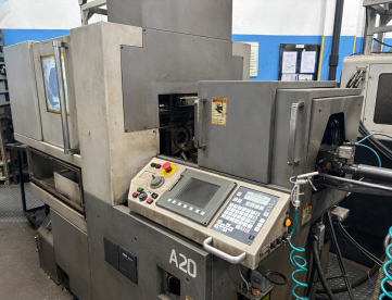 Foto: TORNO CNC AUTOMÁTICO DE CABEÇOTE MÓVEL - CITIZEN A20 VII PL - ANO 2008
