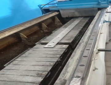 Foto: AFIADORA DE FACAS INDUSTRIAL - ROSSINI - AFI3000