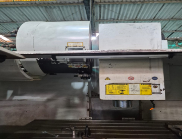 Foto: CENTRO DE USINAGEM VERTICAL - ROMI - D1500 -1500 X 760 X 760 - REFRIGERAÇÃO INTERNA 15 BAR - COMANDO SIEMENS 828D - ANO 2010