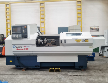 TORNO CNC - ROMI - CENTUR 30D - 410MM X 1000MM - ANO 2008 - PNEUMÁTICO