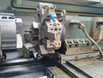 Foto: TORNO CNC - ROMI - CENTUR 30D - 410MM X 1000MM - ANO 2008 - PNEUMÁTICO