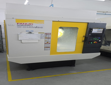 CENTRO DE USINAGEM VERTICAL - FANUC ROBODRILL - 500 X 400 X 330 - D14MiB5 - ANO 2018