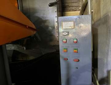 Foto: MÁQUINA DE JATO DE GRANALHA - TIPO ESTEIRA ROTATIVA 300 KG