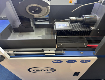 Foto: AFIADORA CNC AUTOMÁTICA DE TOPO DE FRESAS E REAFIAÇÃO AUTOMATIZADA DE FERRAMENTAS DE CORTE DE 3 A 20 MM - ANO 2026