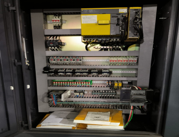 Foto: CENTRO DE USINAGEM VERTICAL - OKADA - MODELO VDLS 1300 - ANO 2021
