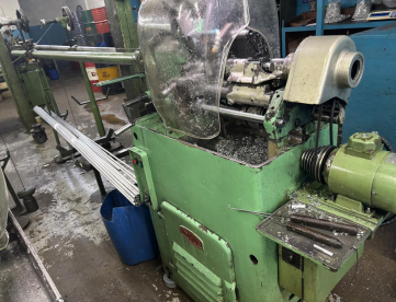 VENDO EMPRESA DE USINAGEM COM 10 TORNOS AUTOMÁTICOS SENDO 6 COM DISPOSITIVO BSB-10 FURADEIRA ROSQUEADEIRA -2 TORNOS REVOLVER -TORNO MECÃNICO-