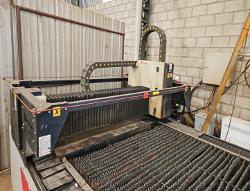 Foto: MÁQUINA DE CORTE A LASER FIBRA - METALIQUE - M1530 - ANO 2023 - CORTA INOX 1/2'' E CARBONO ATÉ 3/4'' - 3000 WATTS - MESA 3000 x 1500 MM