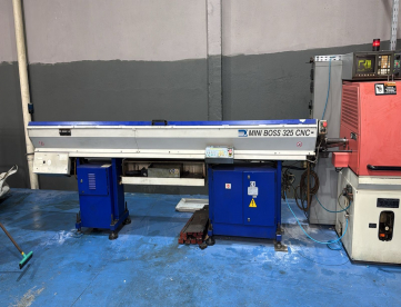 Foto: TORNO CNC CABEÇOTE MÓVEL- GILDEMEISTER - GD16 - COM ALIMENTADOR DE BARRAS IEMCA CONCEPT 325 - ANO 1999