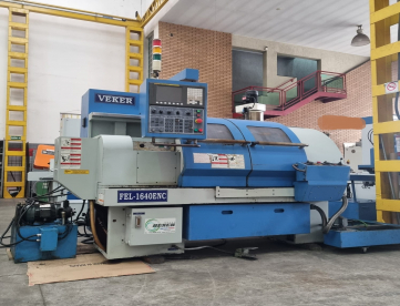 TORNO CNC - VEKER - FEL-1640 ENC - 410MM X 910MM - ANO 2011