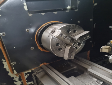 Foto: TORNO CNC - VEKER - FEL-1640 ENC - 410MM X 910MM - ANO 2011